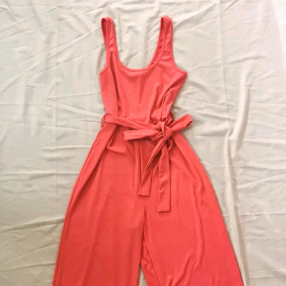 Flared bottom jumpsuit - Picture 1 of 5